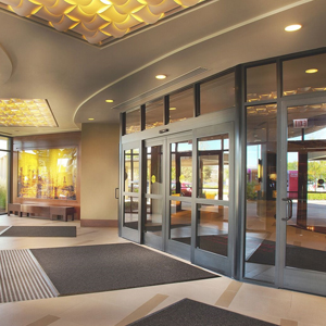 commercial door specialist San Lorenzo